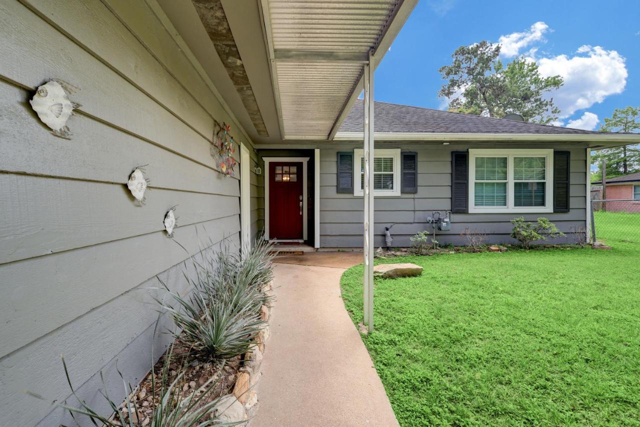 Kingwood Cottage - 10 Mins From Iah - Lake Front Humble Esterno foto