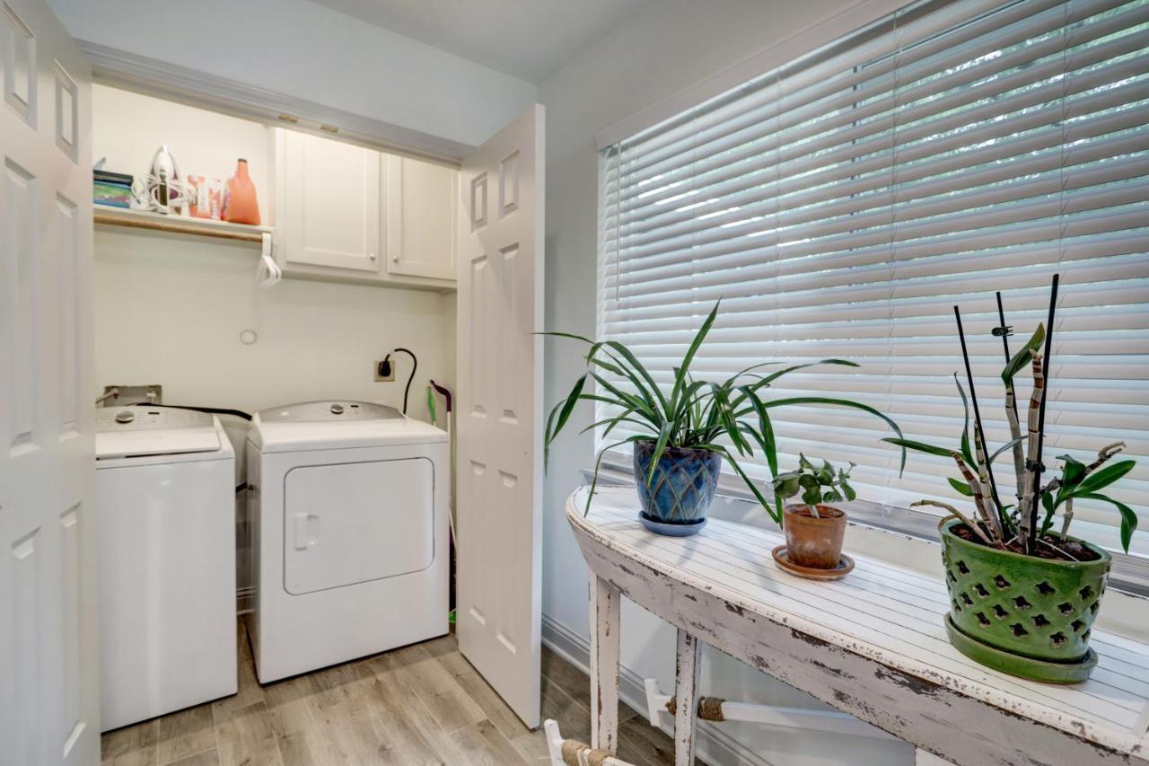 Kingwood Cottage - 10 Mins From Iah - Lake Front Humble Esterno foto