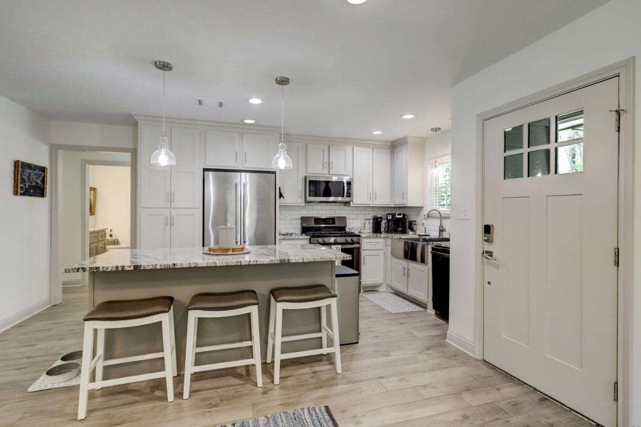 Kingwood Cottage - 10 Mins From Iah - Lake Front Humble Esterno foto