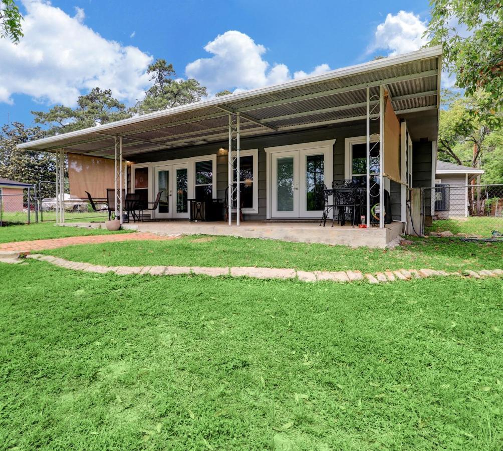 Kingwood Cottage - 10 Mins From Iah - Lake Front Humble Esterno foto